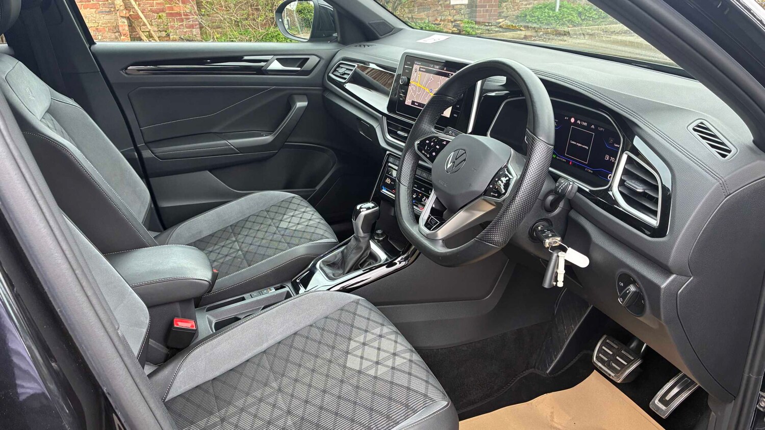 Used Volkswagen T-Roc 2022 for sale - 78010472: Photo 26