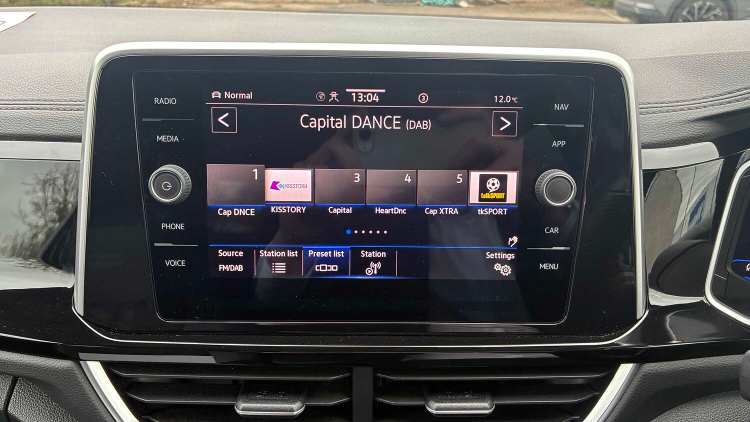 Used Volkswagen T-Roc 2022 for sale - 78010472: Photo 34