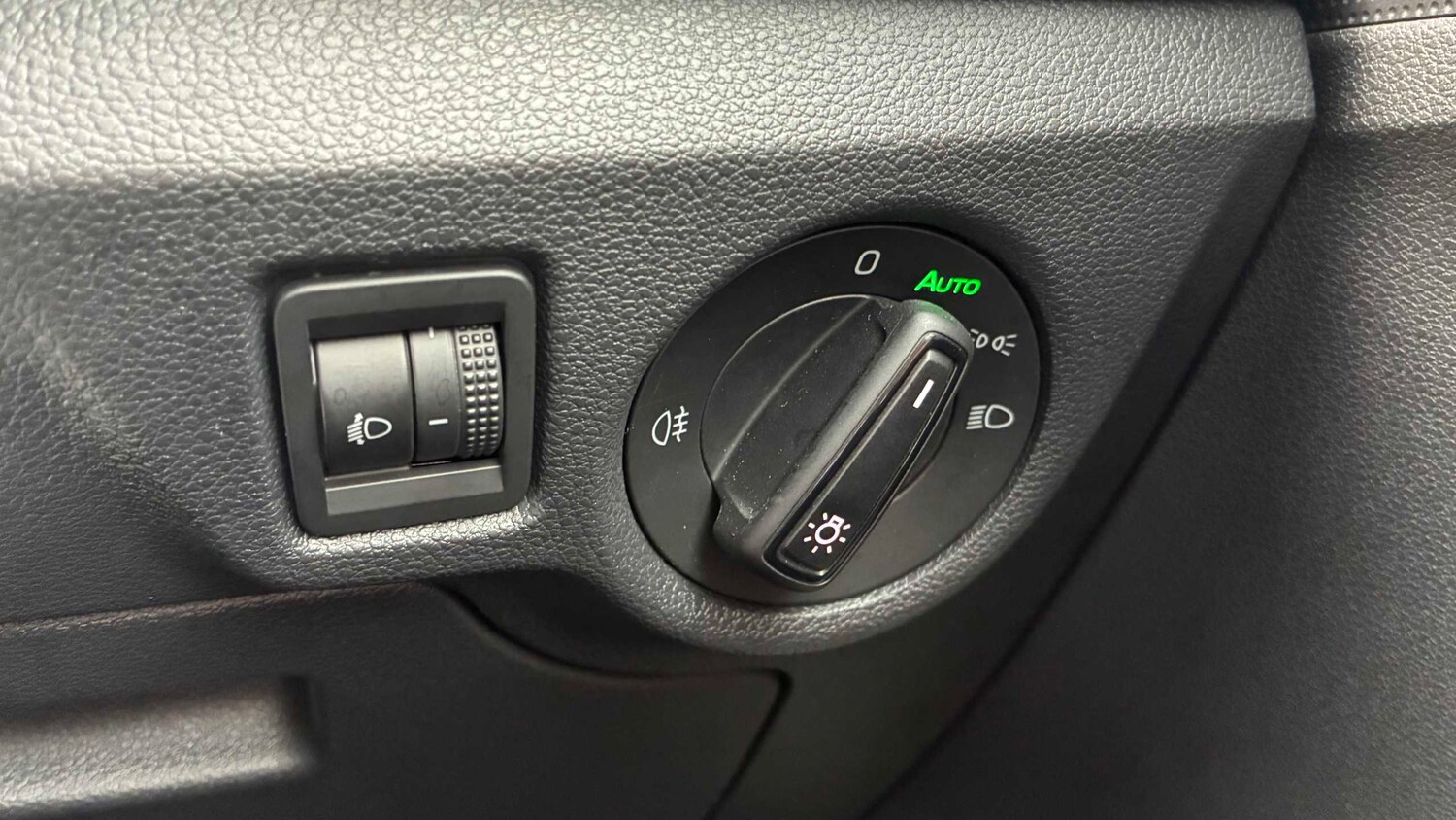 Used Skoda Kamiq 2020 for sale - 77857168: Photo 35