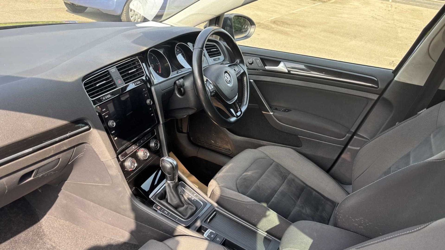 Used Volkswagen Golf 2018 for sale - 77928488: Photo 21