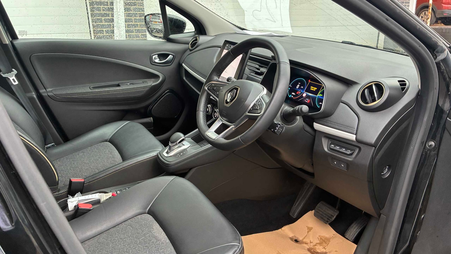 Used Renault Zoe 2022 for sale - 78010324: Photo 26