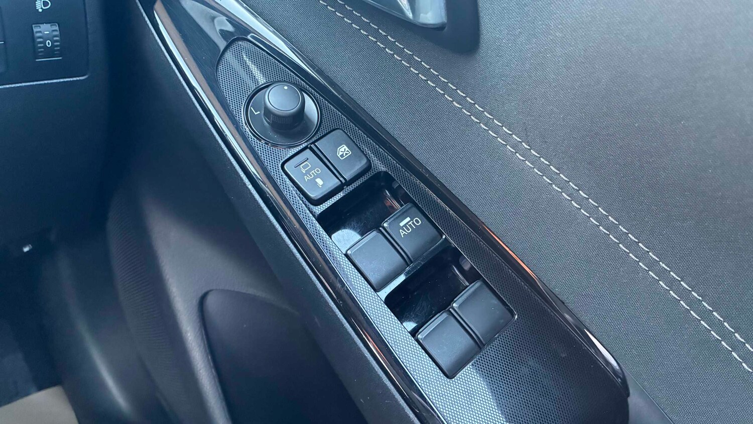 Used Mazda Mazda2 2019 for sale - 77858332: Photo 32