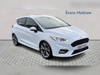 Used Ford Fiesta 2017 for sale - 77860257: Photo