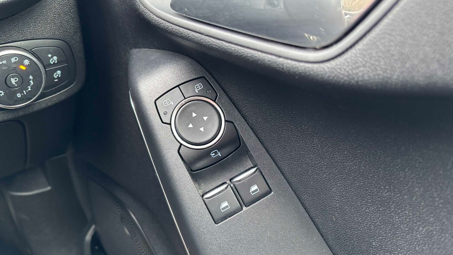 Used Ford Fiesta 2017 for sale - 77860257: Photo 31