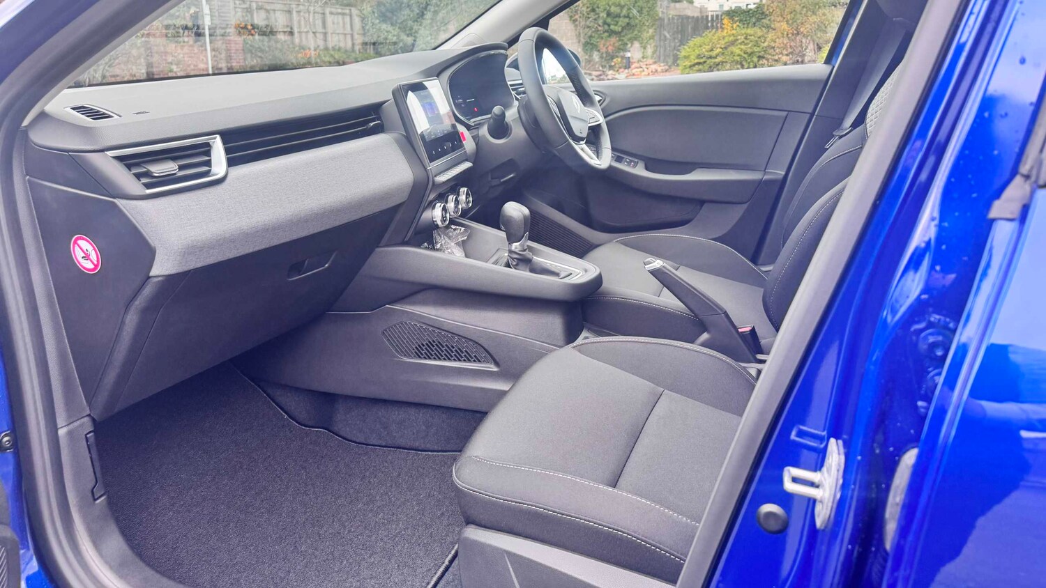 Used Renault Clio 2025 for sale - 77859125: Photo 18