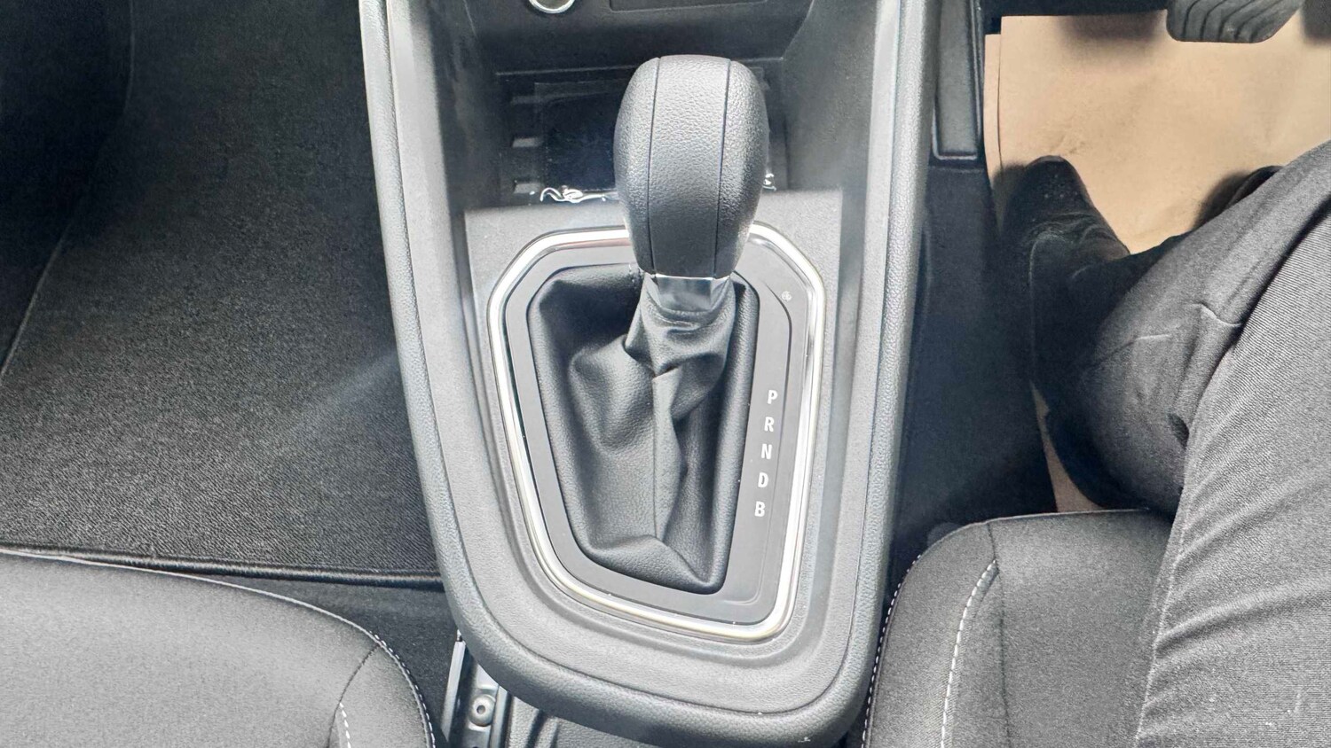 Used Renault Clio 2025 for sale - 77859125: Photo 25