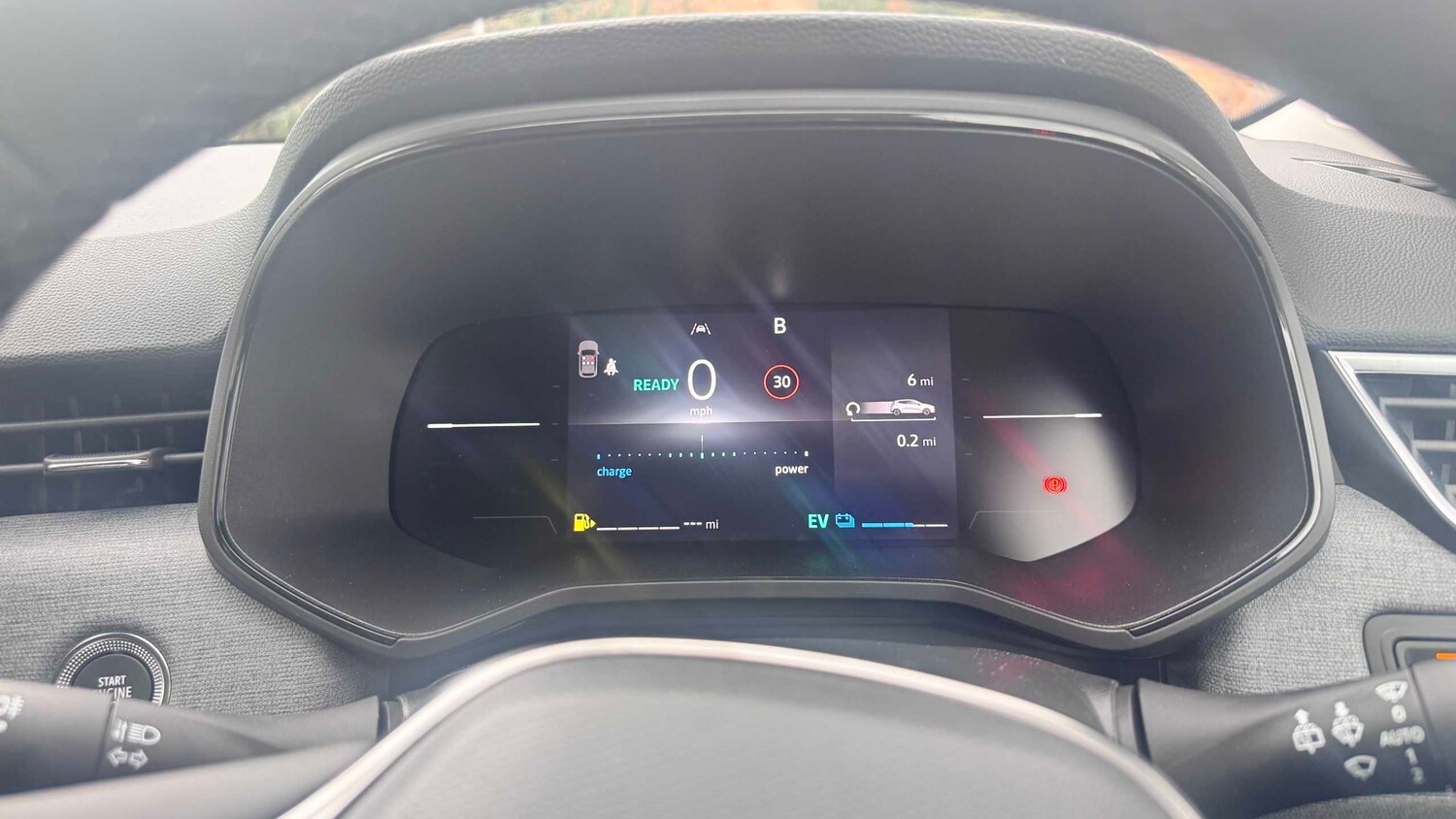 Used Renault Clio 2025 for sale - 77859125: Photo 29