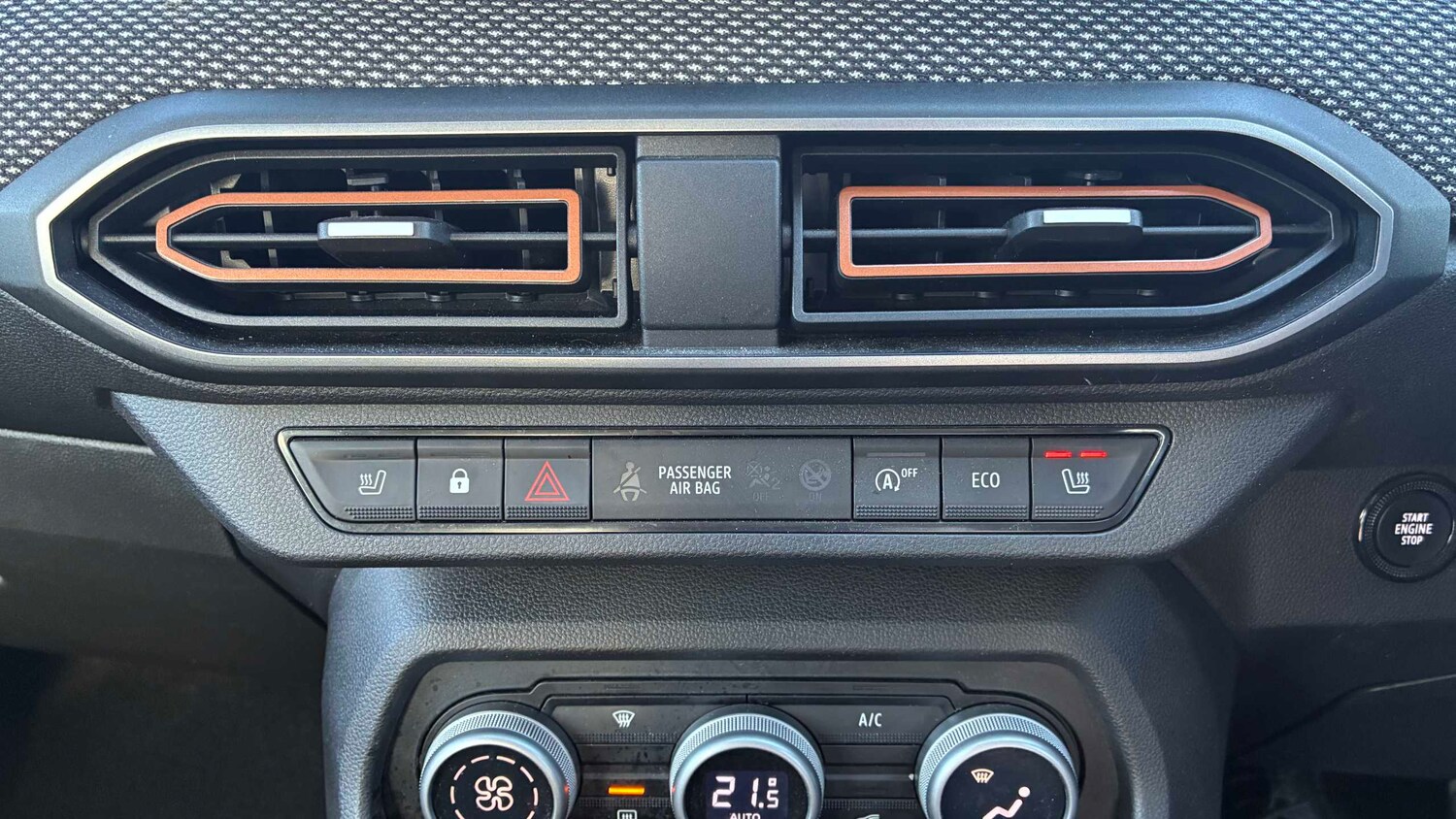 Used Dacia Sandero Stepway 2023 for sale - 78118710: Photo 32