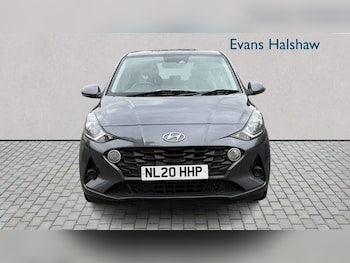 Used Hyundai i10 2020 for sale - 79455374: Photo