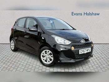 Used Hyundai i10 2017 for sale - 79364801: Photo
