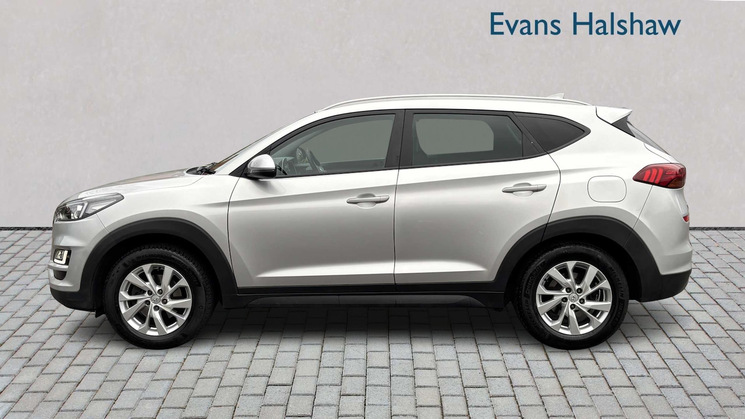 Used Hyundai TUCSON for sale - 77862268: Photo 4