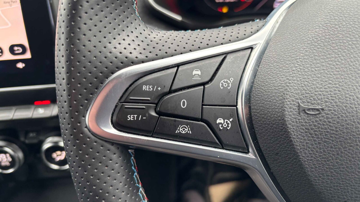 Used Renault Arkana 2024 for sale - 77858344: Photo 25