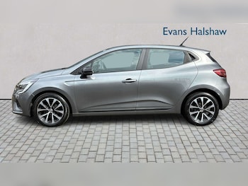 Used Renault Clio 2023 for sale - 79428427: Photo