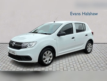 Used Dacia Sandero 2017 for sale - 78825405: Photo
