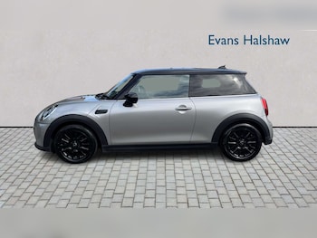 Used MINI Hatch 2023 for sale - 79467038: Photo