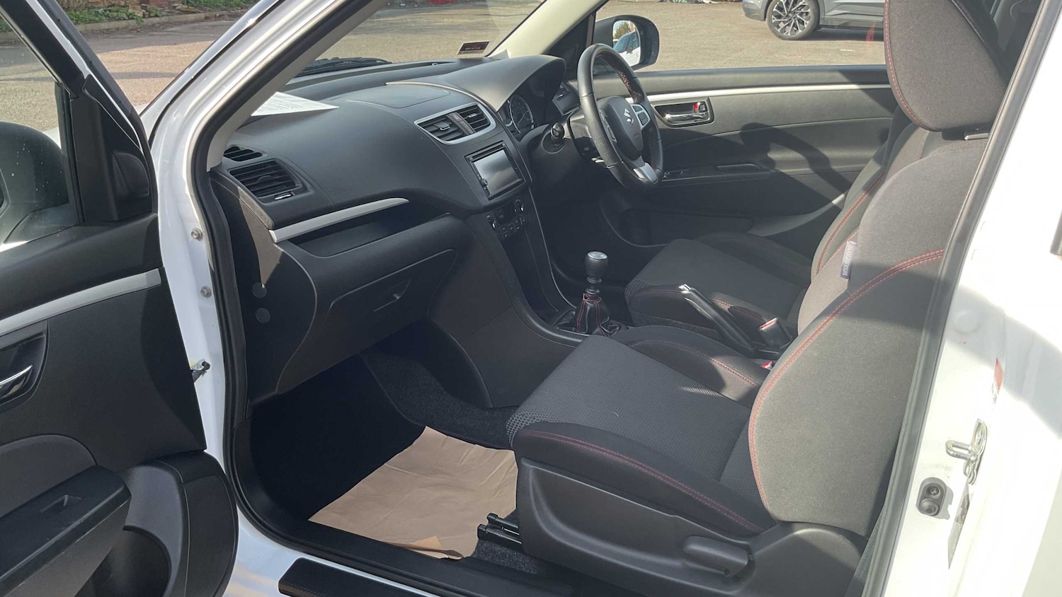 Used Suzuki Swift 2016 for sale - 77928402: Photo 23