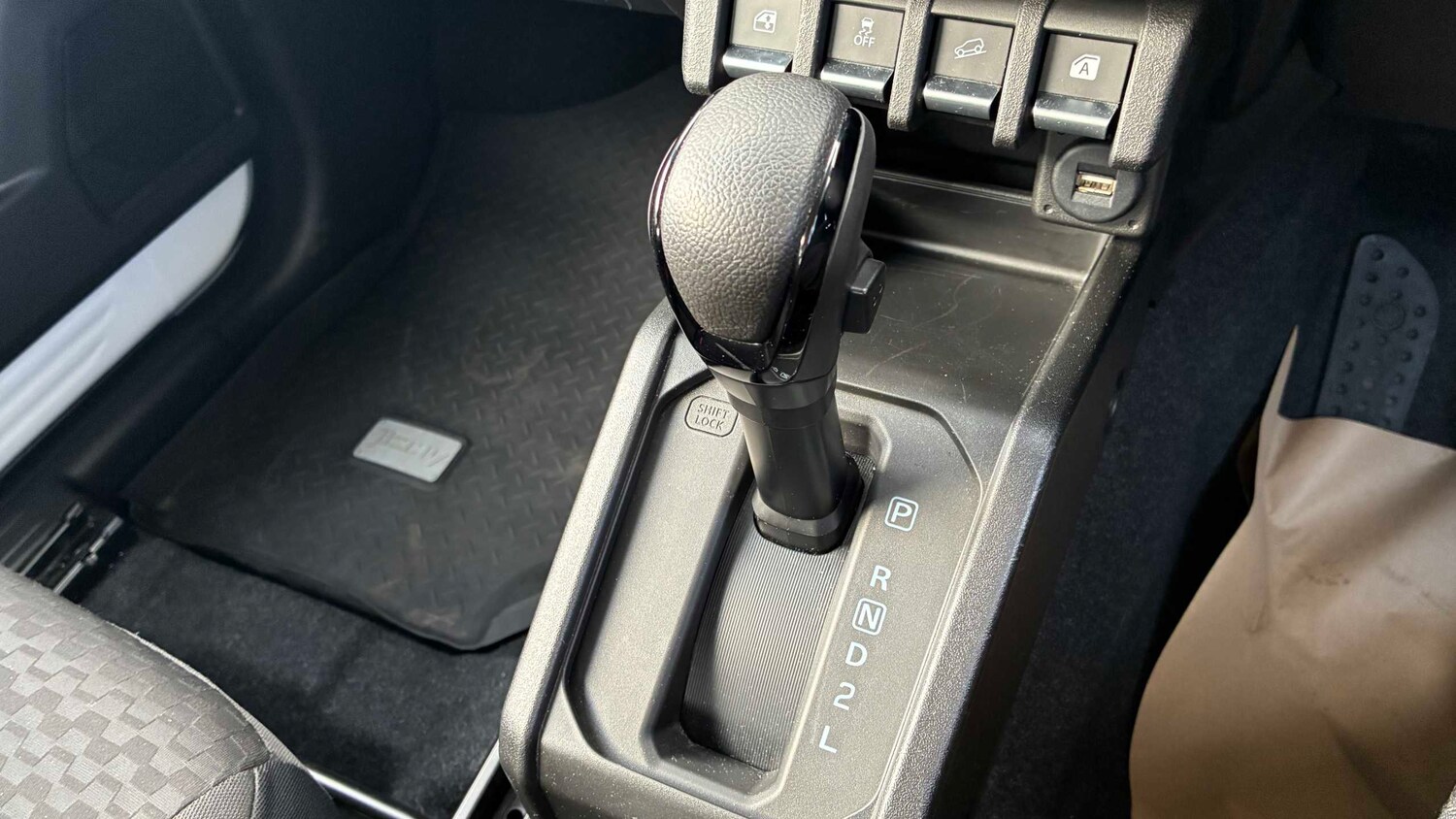 Used Suzuki Jimny for sale - 77928787: Photo 32