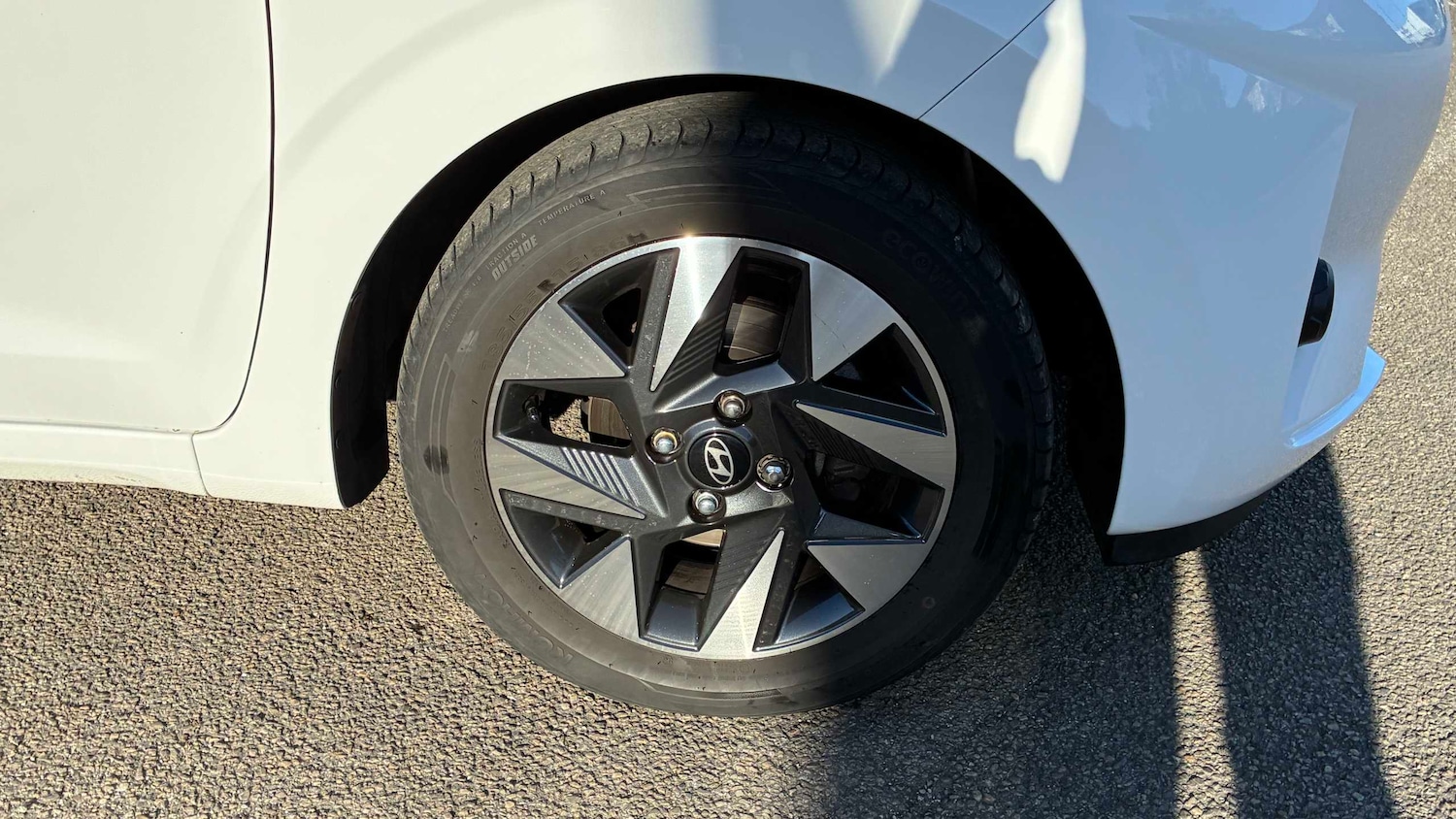 Used Hyundai i10 2023 for sale - 77928366: Photo 18