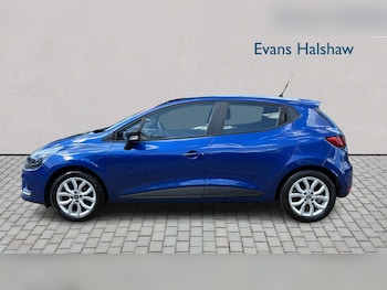 Used Renault Clio 2017 for sale - 79377071: Photo