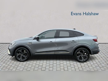 Used Renault Arkana 2023 for sale - 79109120: Photo