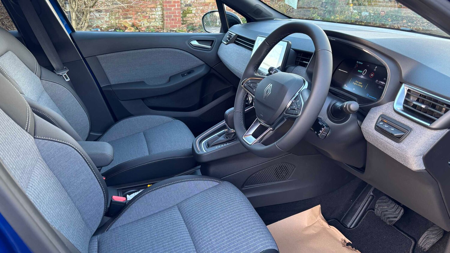 Used Renault Clio for sale - 77861205: Photo 25