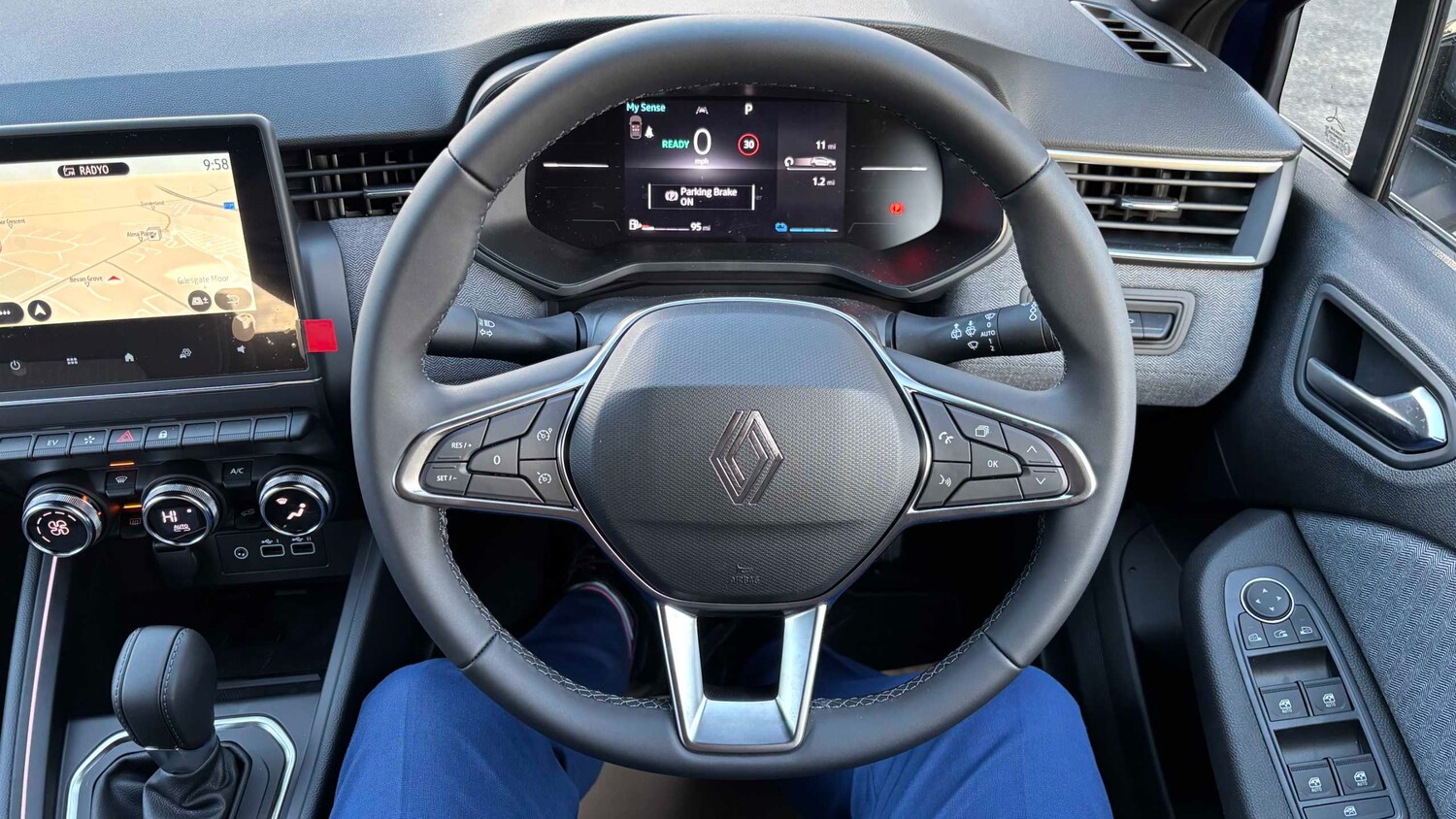 Used Renault Clio for sale - 77861205: Photo 26