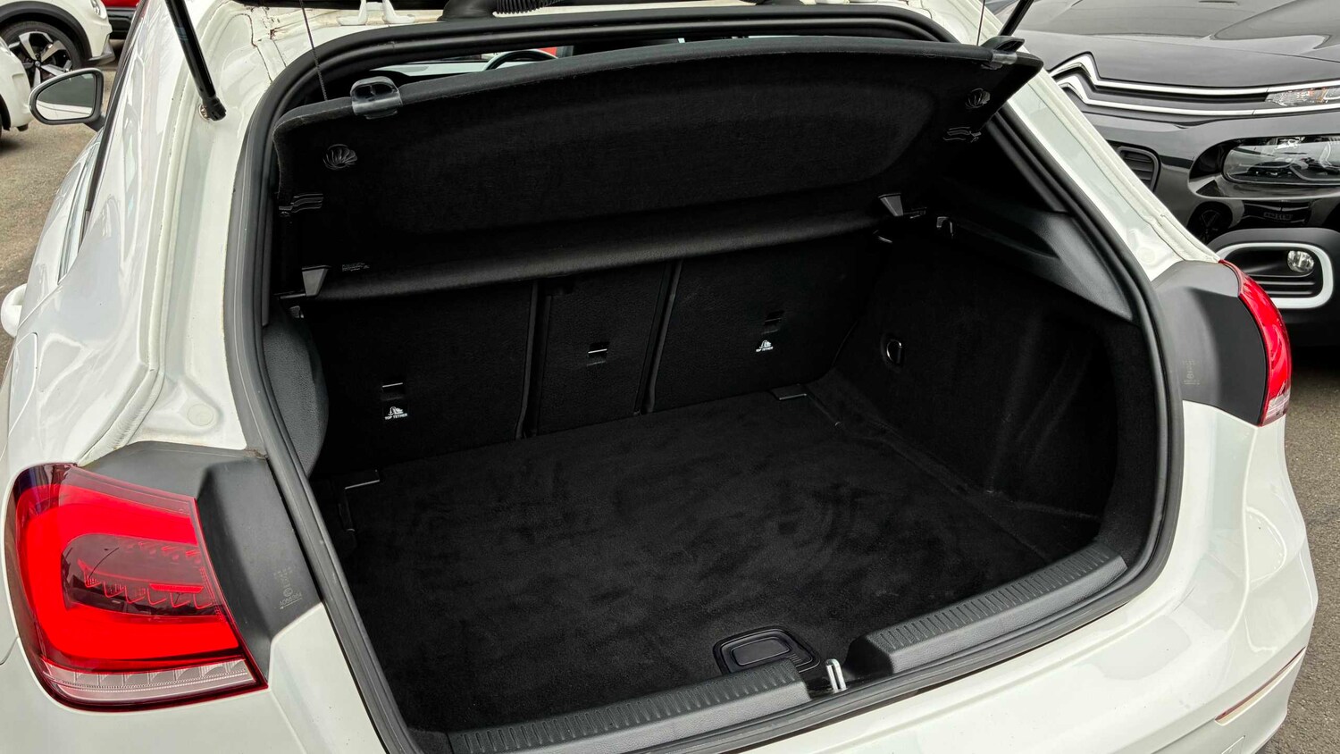 Used Mercedes-Benz A-Class 2019 for sale - 77996191: Photo 24