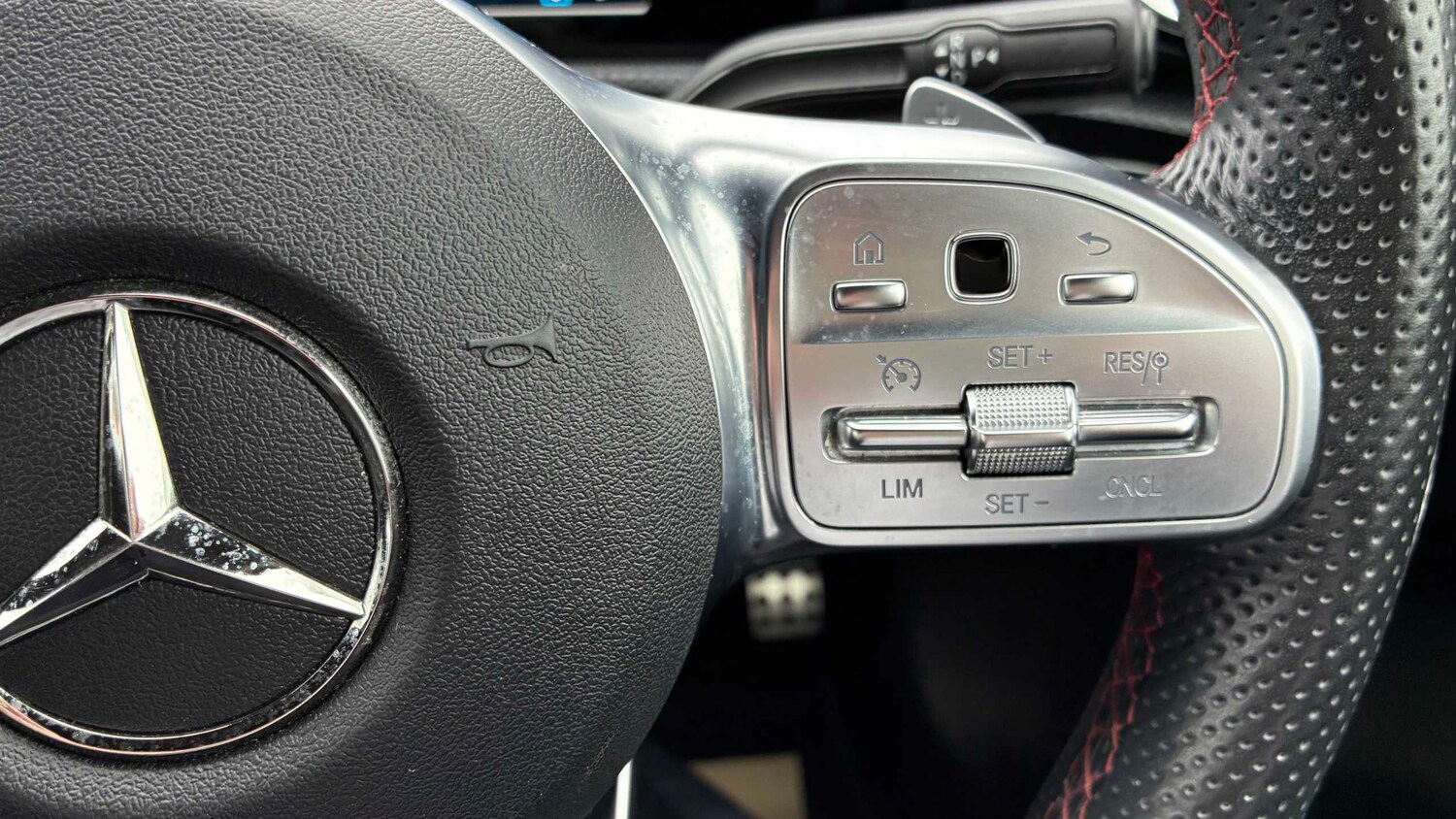 Used Mercedes-Benz A-Class 2019 for sale - 77996191: Photo 28