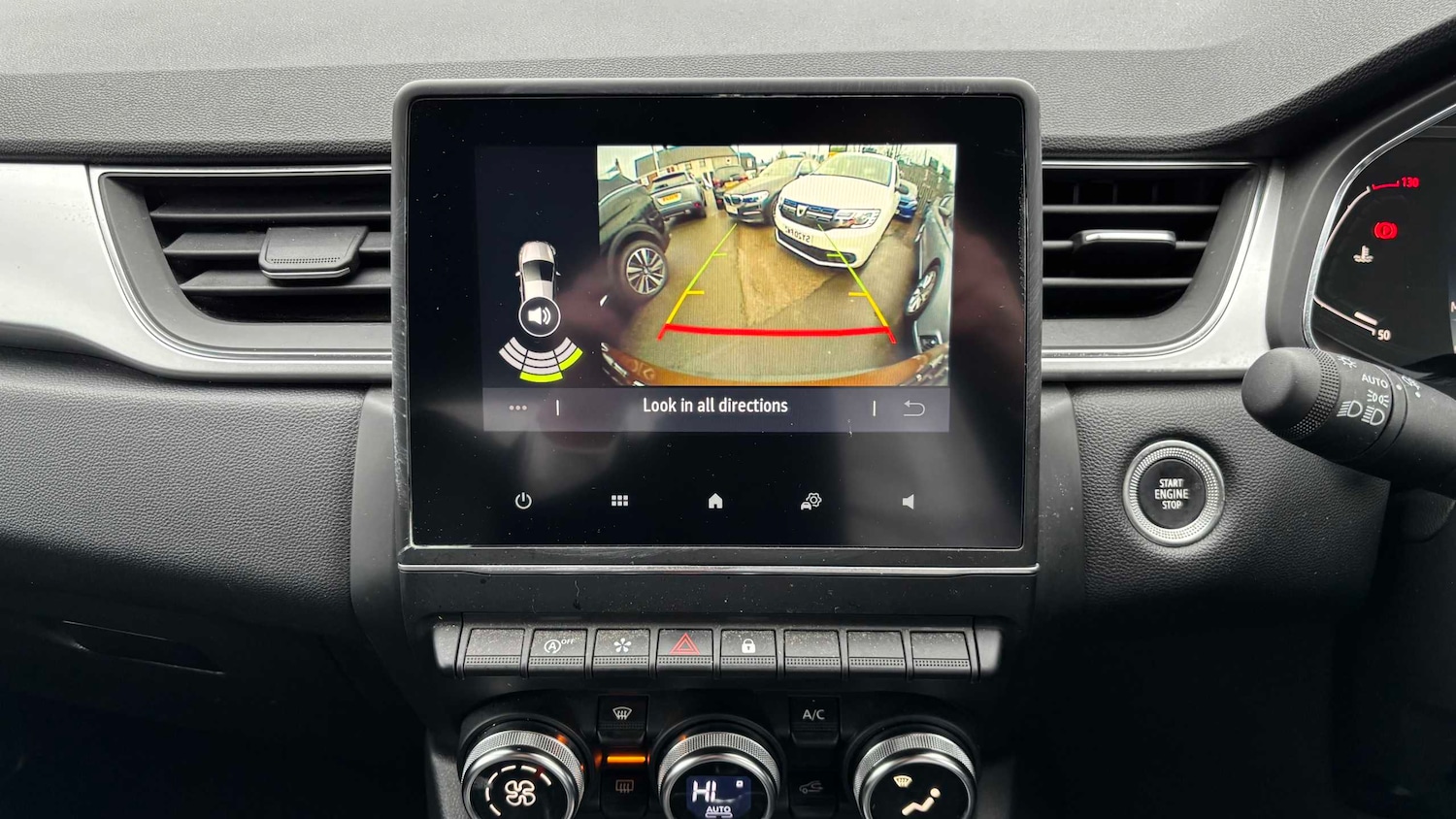 Used Renault Captur 2022 for sale - 78010043: Photo 32