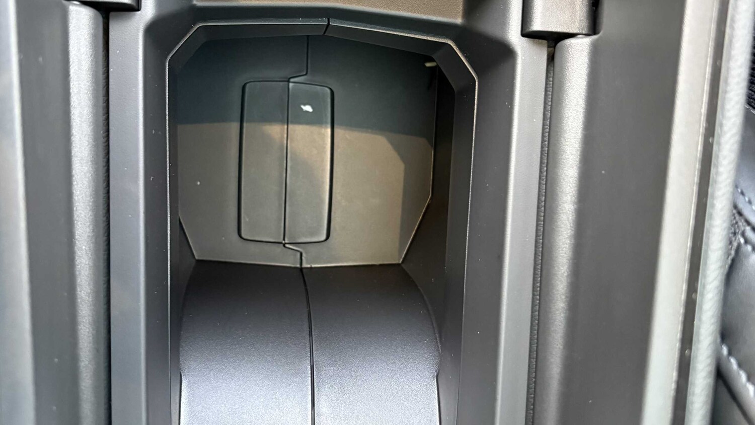 Used Renault Austral for sale - 77862219: Photo 25