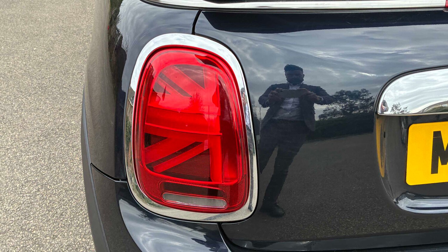 Used MINI Convertible 2019 for sale - 77960850: Photo 14