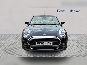 Used MINI Convertible 2019 for sale - 77960850: Photo