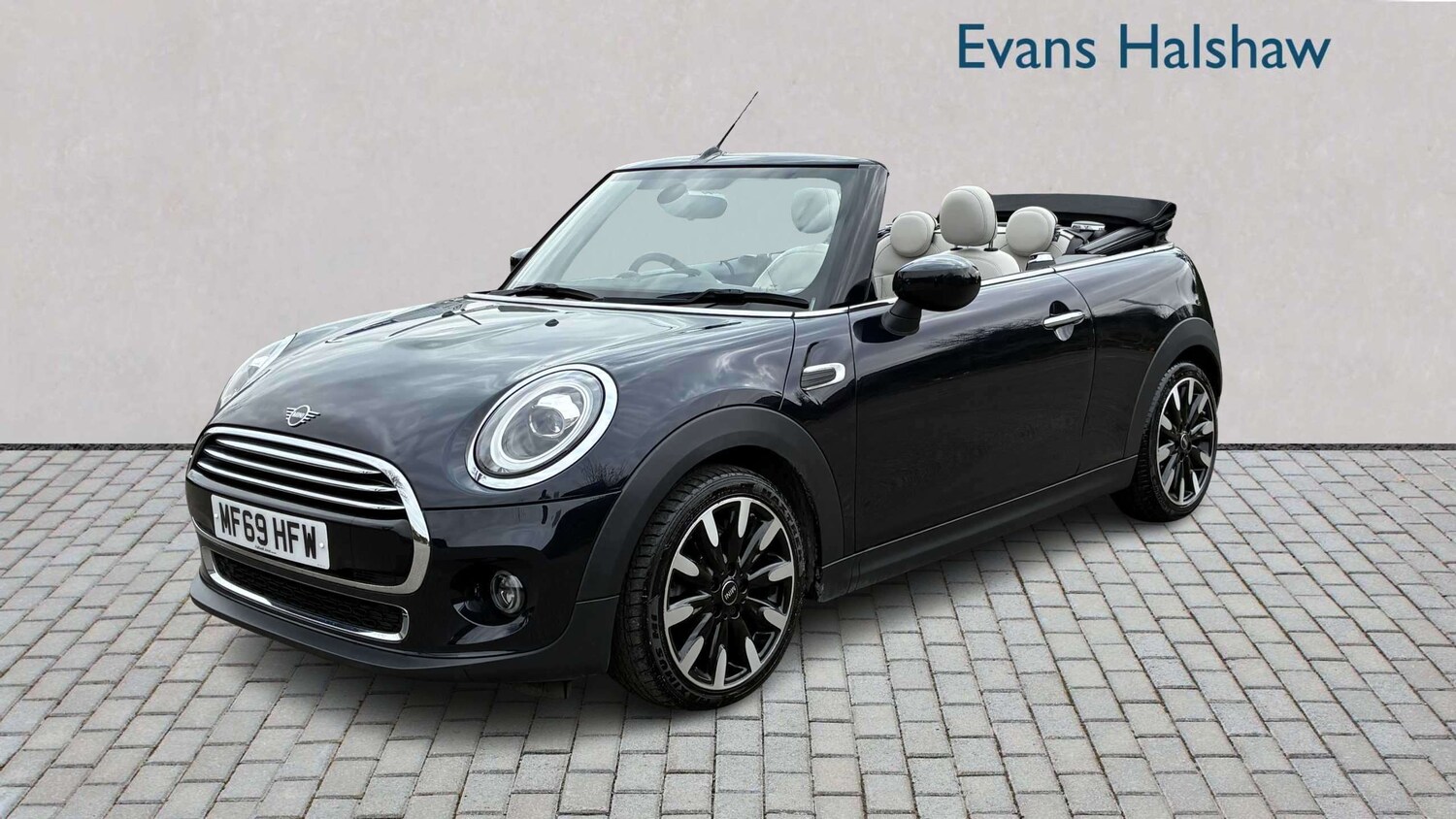 Used MINI Convertible 2019 for sale - 77960850: Photo 3