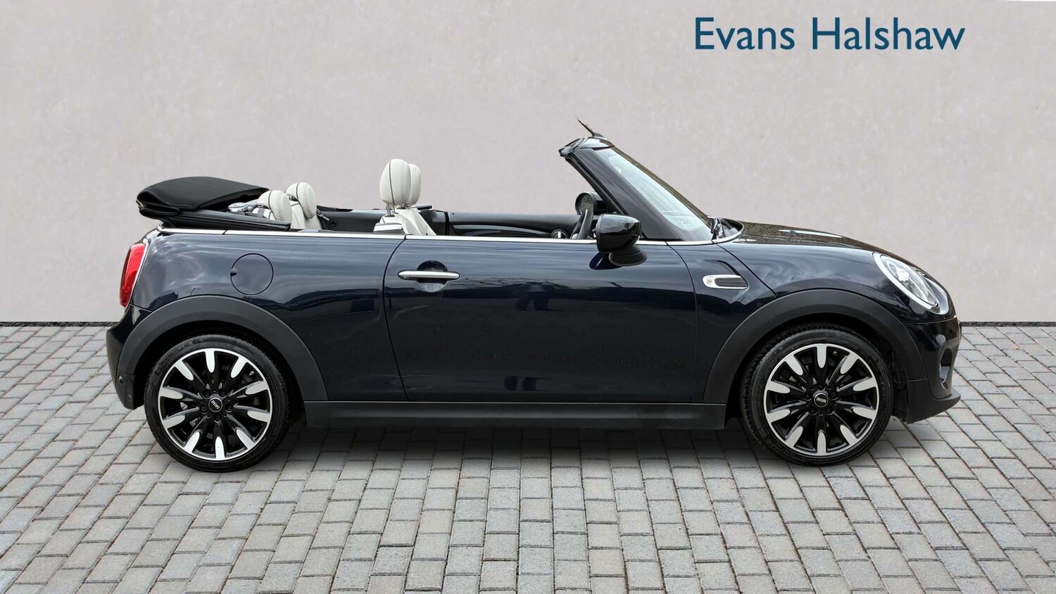Used MINI Convertible 2019 for sale - 77960850: Photo 8