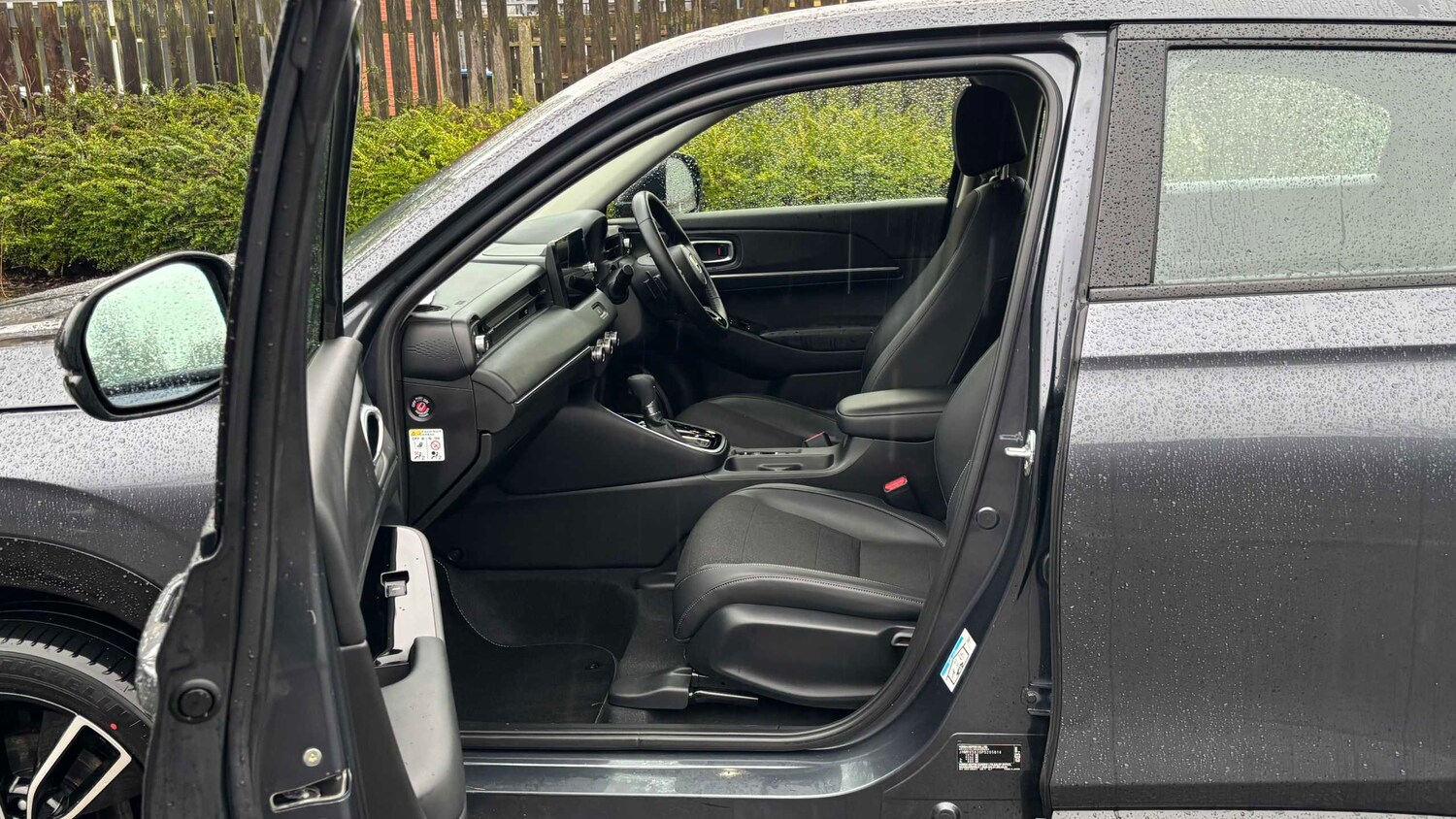 Used Honda HR-V for sale - 77860176: Photo 21