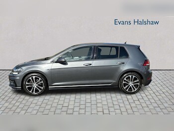 Used Volkswagen Golf 2017 for sale - 78564335: Photo