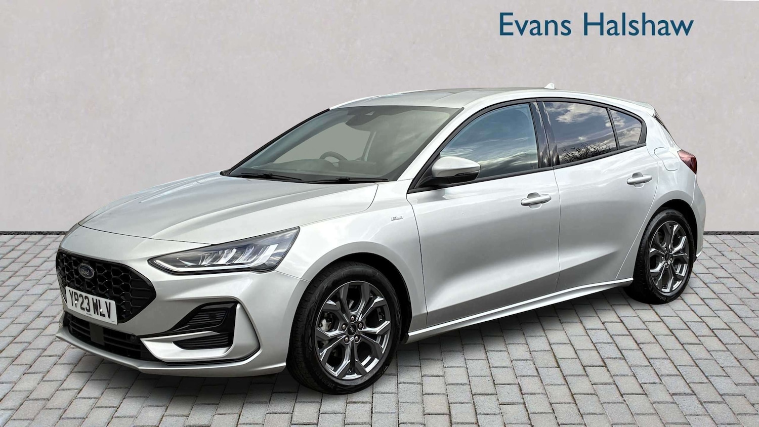 Used Ford Focus 2023 for sale - 77860593: Photo 3