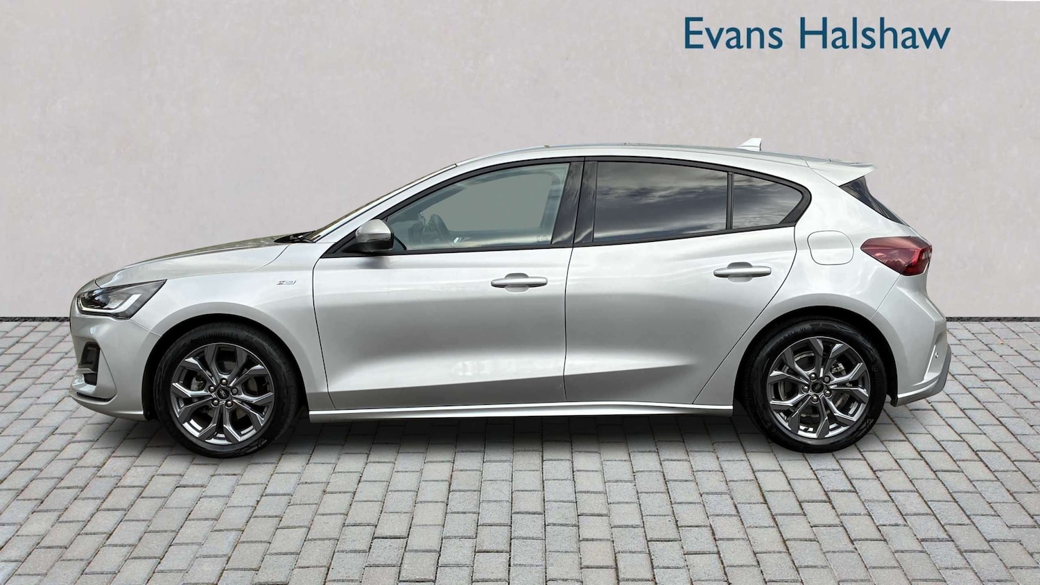 Used Ford Focus 2023 for sale - 77860593: Photo 4