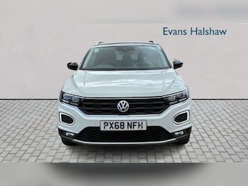 Used Volkswagen T-Roc 2018 for sale - 79444087: Photo