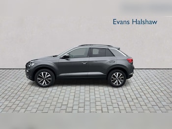 Used Volkswagen T-Roc 2021 for sale - 78800214: Photo