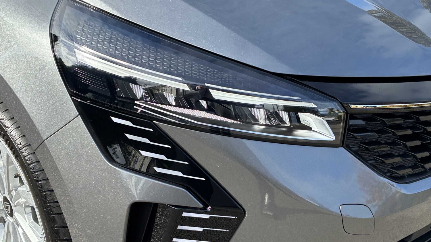 Used Renault Clio for sale - 77862475: Photo 10