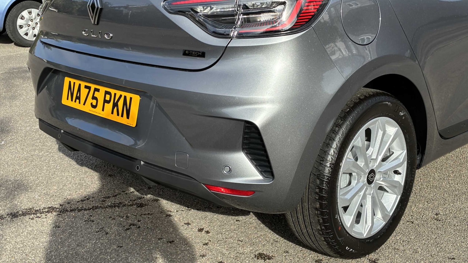 Used Renault Clio for sale - 77862475: Photo 15