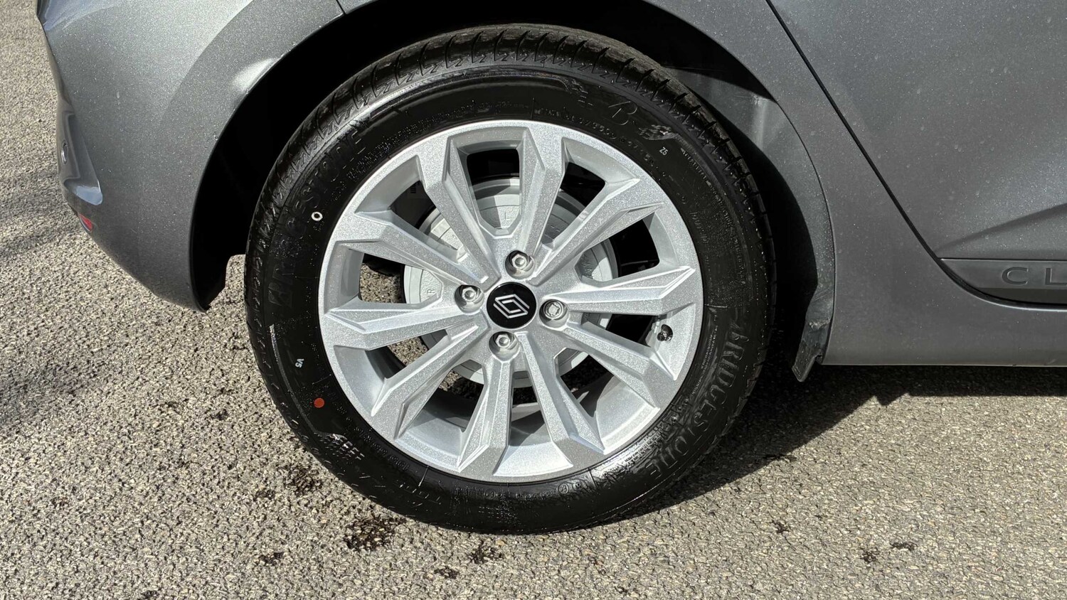 Used Renault Clio for sale - 77862475: Photo 16