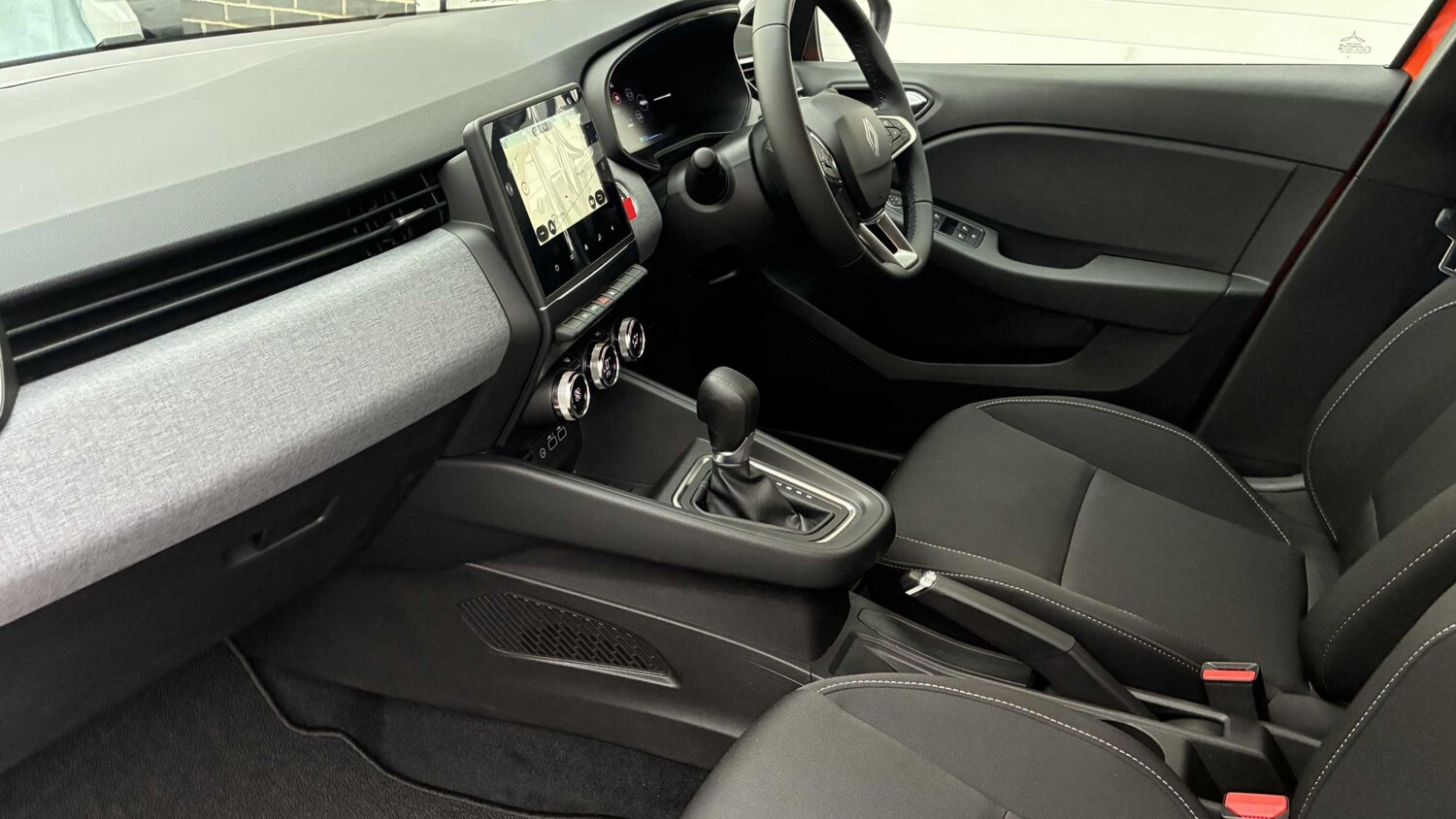 Used Renault Clio for sale - 77862475: Photo 20