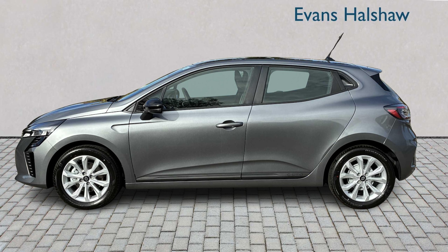 Used Renault Clio for sale - 77862475: Photo 4