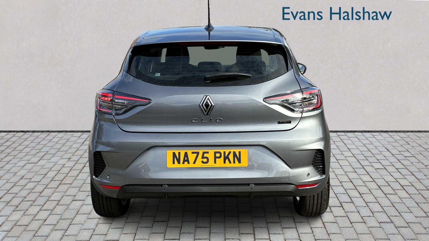 Used Renault Clio for sale - 77862475: Photo 6