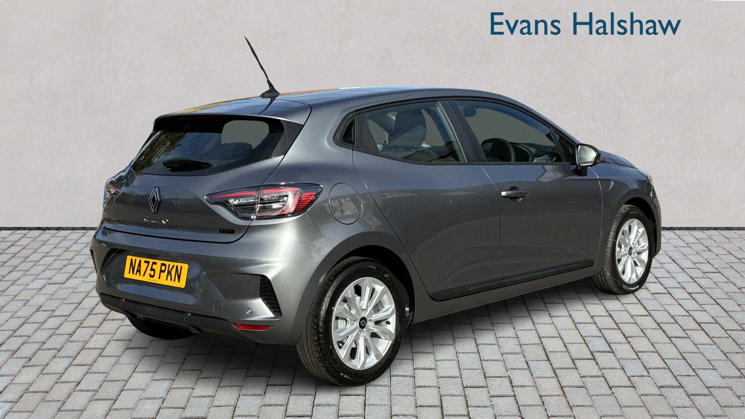 Used Renault Clio for sale - 77862475: Photo 7