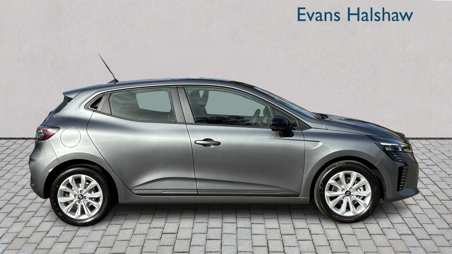 Used Renault Clio for sale - 77862475: Photo 8