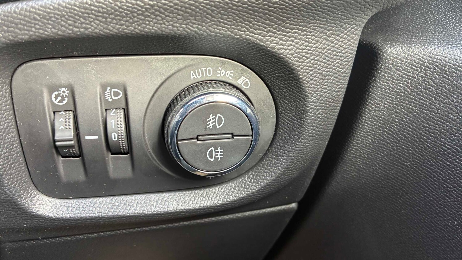 Used Vauxhall Corsa for sale - 77859873: Photo 33