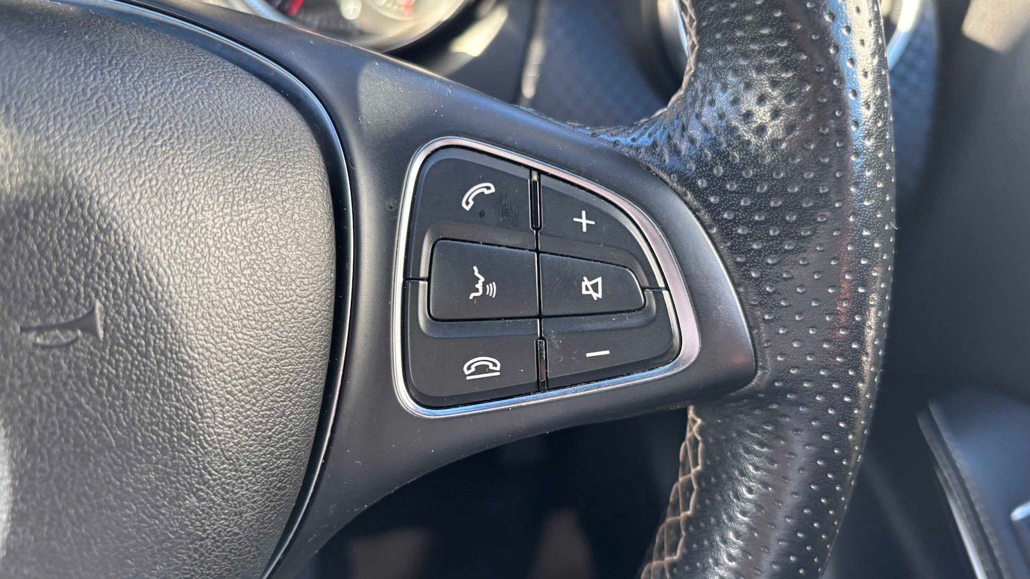 Used Mercedes-Benz A-Class 2018 for sale - 77913630: Photo 26